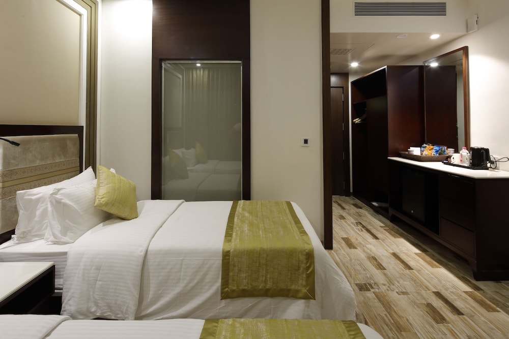 REGENTA Inn Ranip Ahmedabad 13/32
