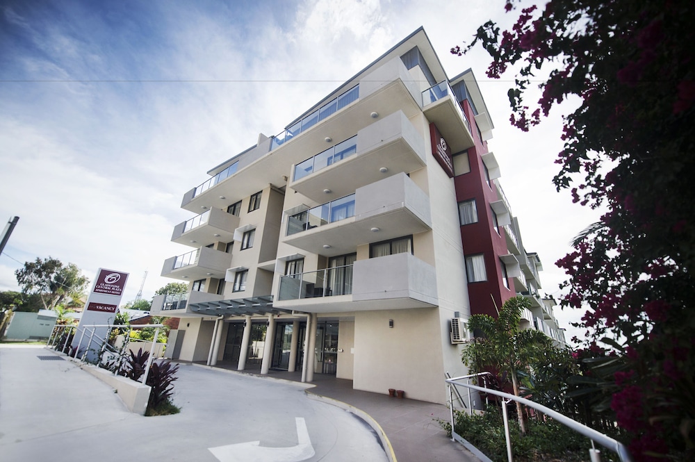 Gladstone Central Plaza 4/60