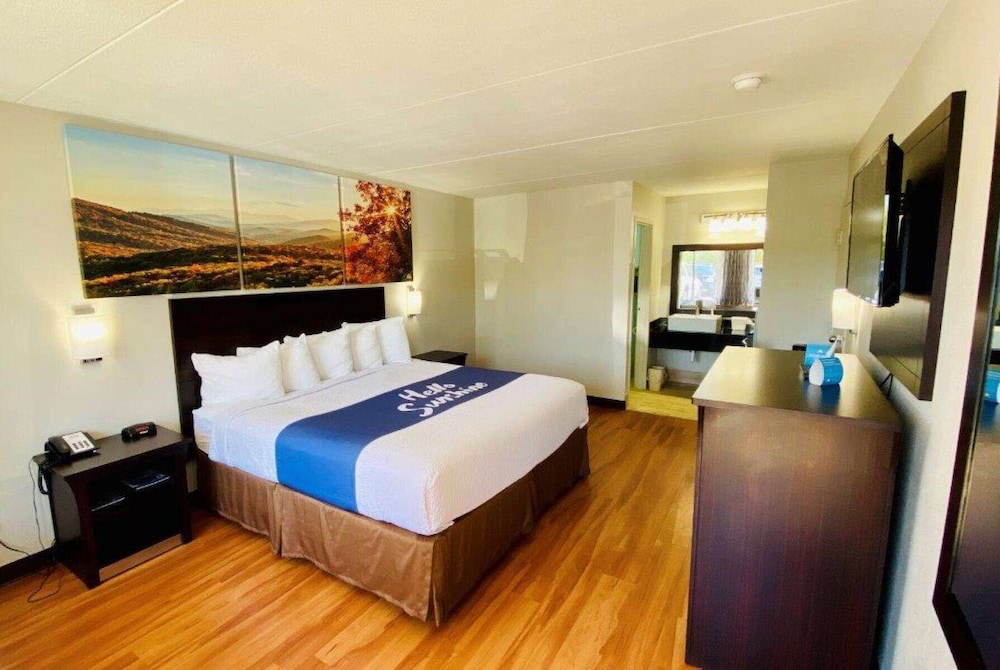 Days Inn by Wyndham Maysville Kentucky 6/30