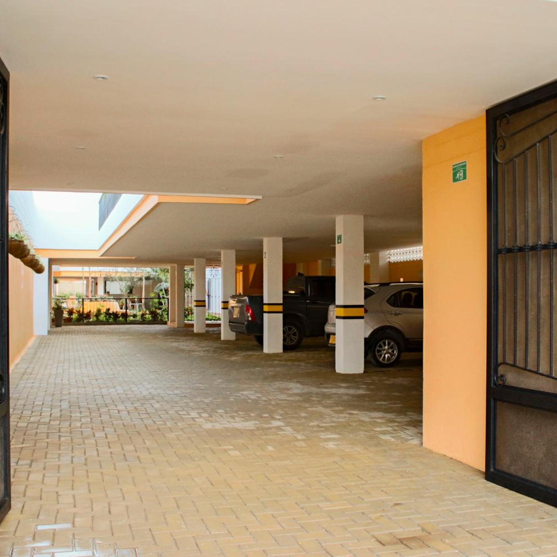 Hotel La Gloria 53/63