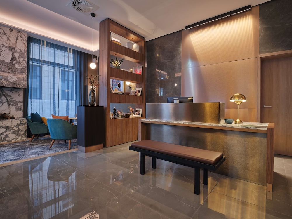 Adina Apartment Hotel Wiesbaden 9/69