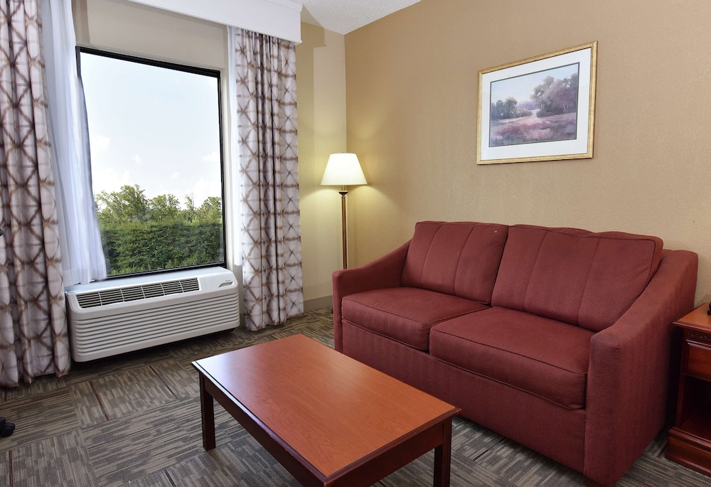 Hampton Inn Selma 36/42