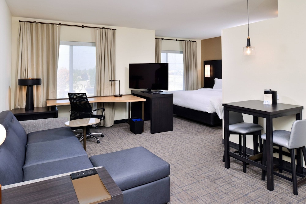 Residence Inn by Marriott Bakersfield West 24/42