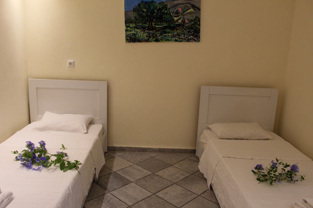 Sea View Apartments and Studios 28/50