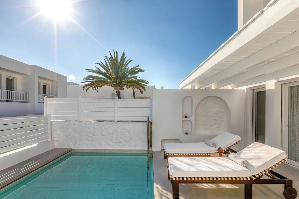Patmos Aktis Suites And Spa 49/86