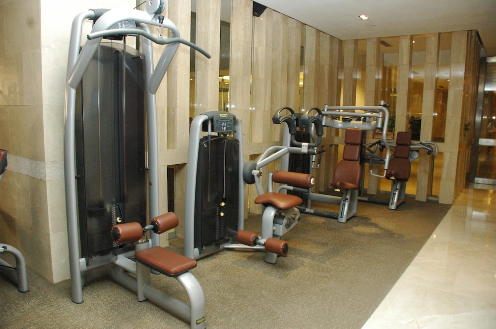 The Lalit New Delhi 40/63
