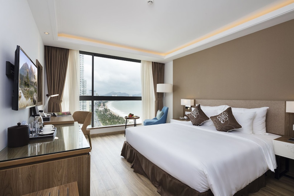 Comodo Nha Trang Hotel 20/50