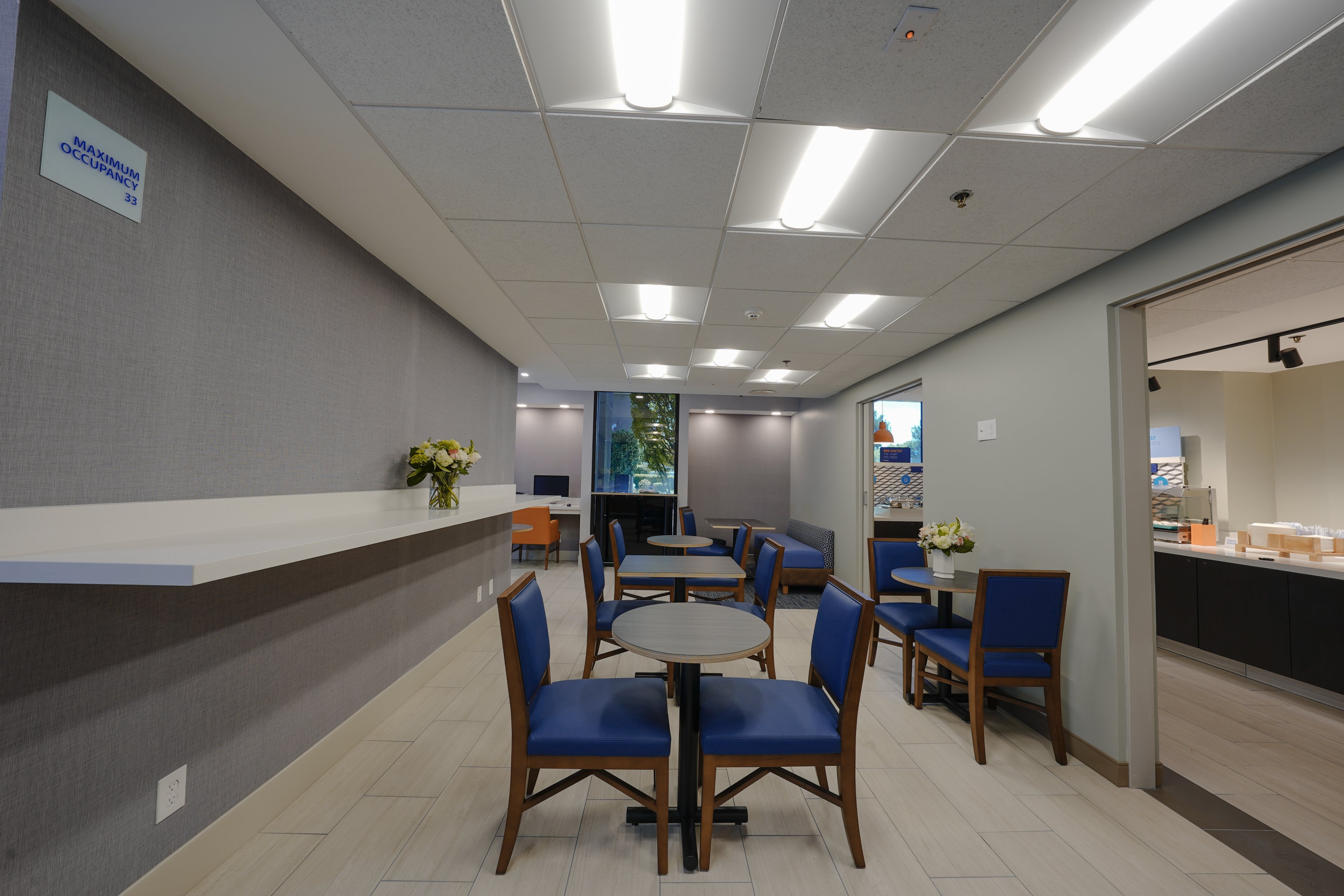 Holiday Inn Express Hotel Suites Santa Clara Silicon Valley 57/75