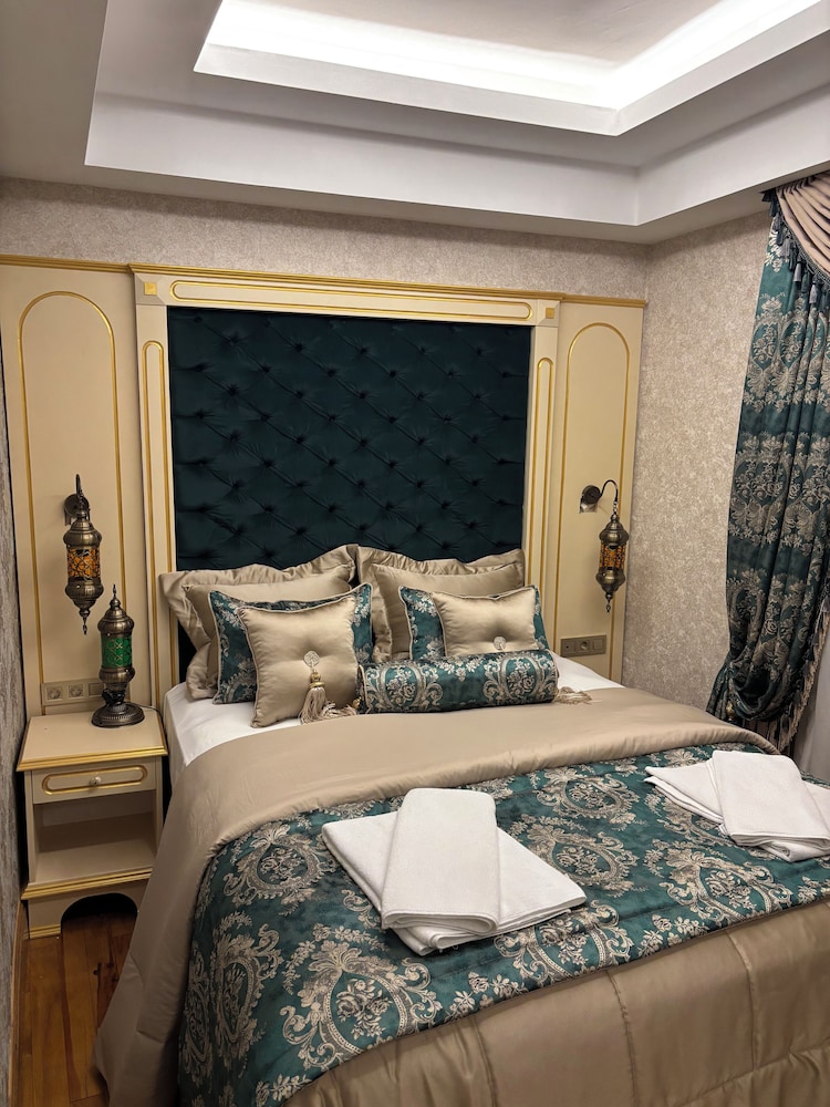 Sultan Tughra Hotel 29/50