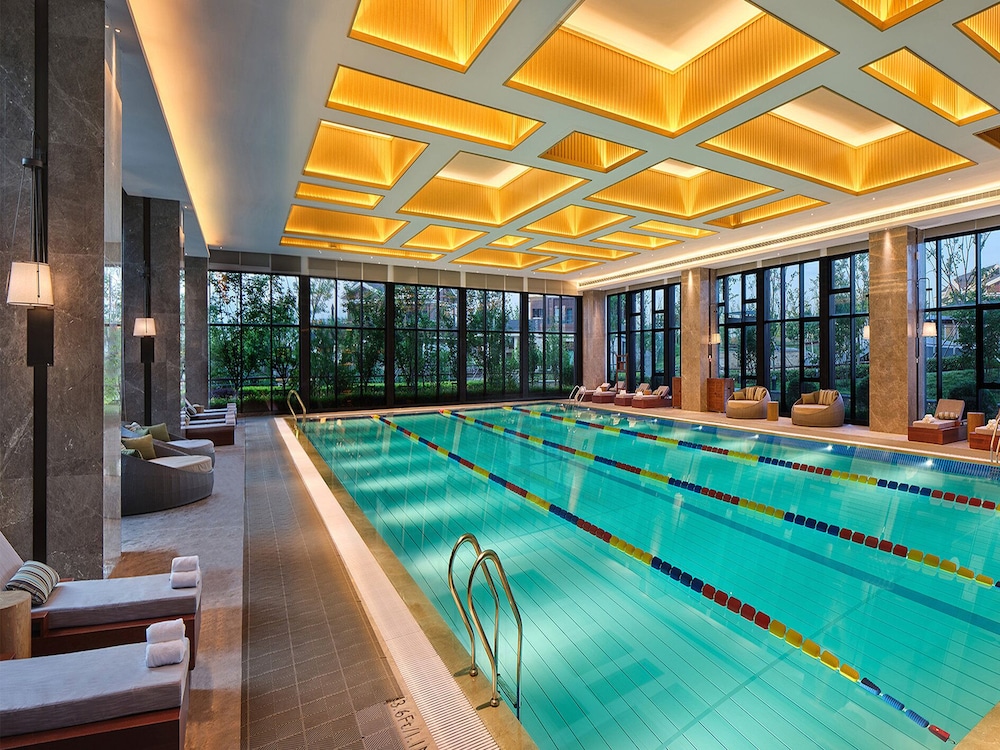 Hualuxe Suzhou Bay Hot Spring Resort 32/72
