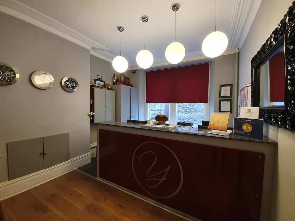 The York Hotel 4/49