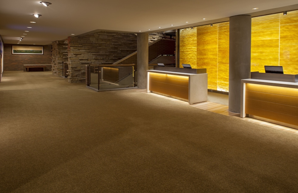 Hyatt Lodge Oak Brook Chicago 11/71