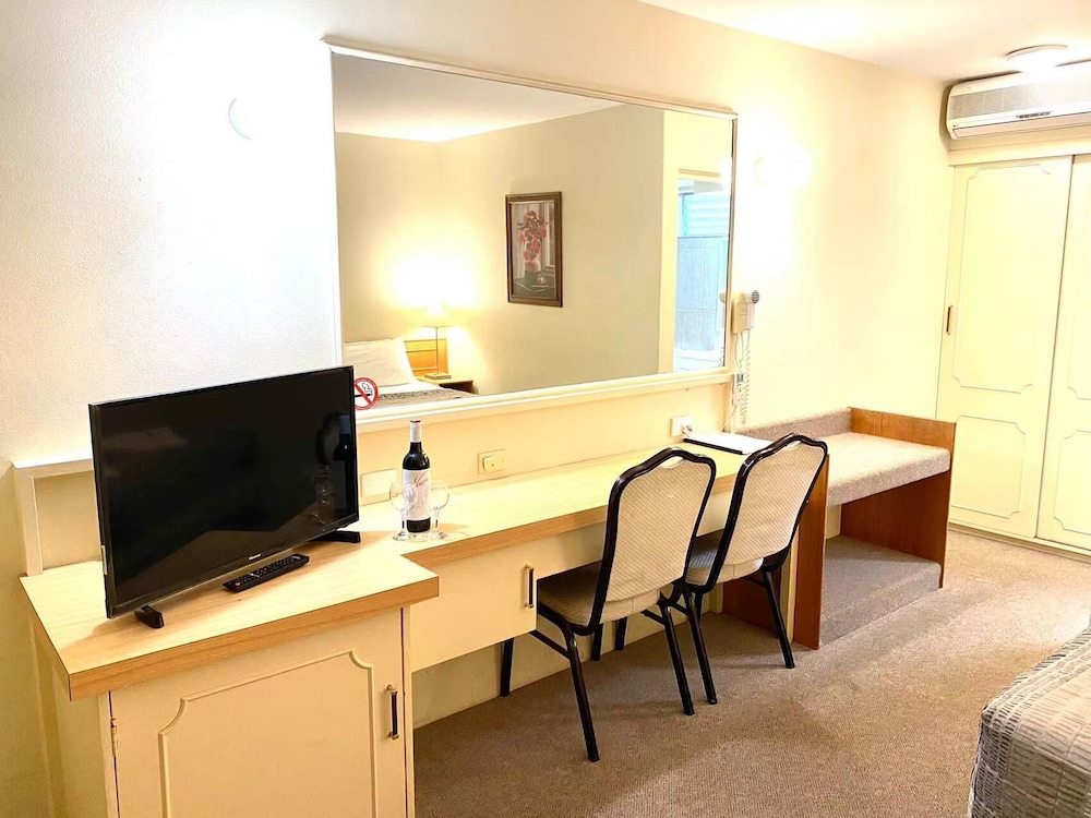 Gateway Motor Inn Narrandera 29/45
