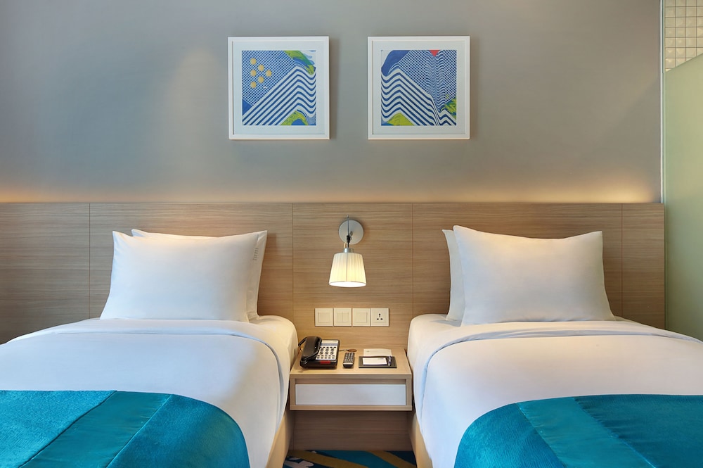 Holiday Inn Express Jakarta Wahid Hasyim 10/54