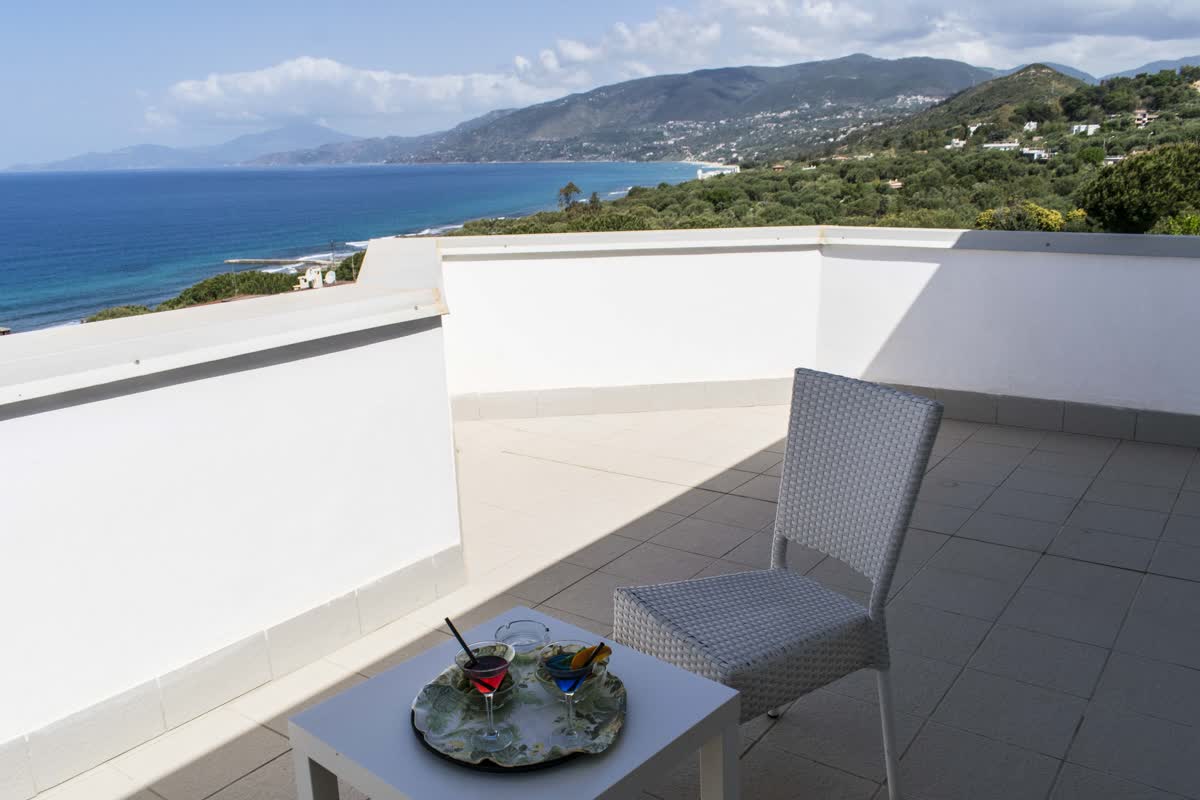 BAIA HOTEL 11/41