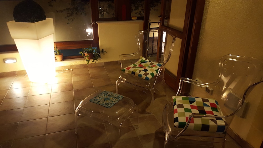Iride Hotel 38/43