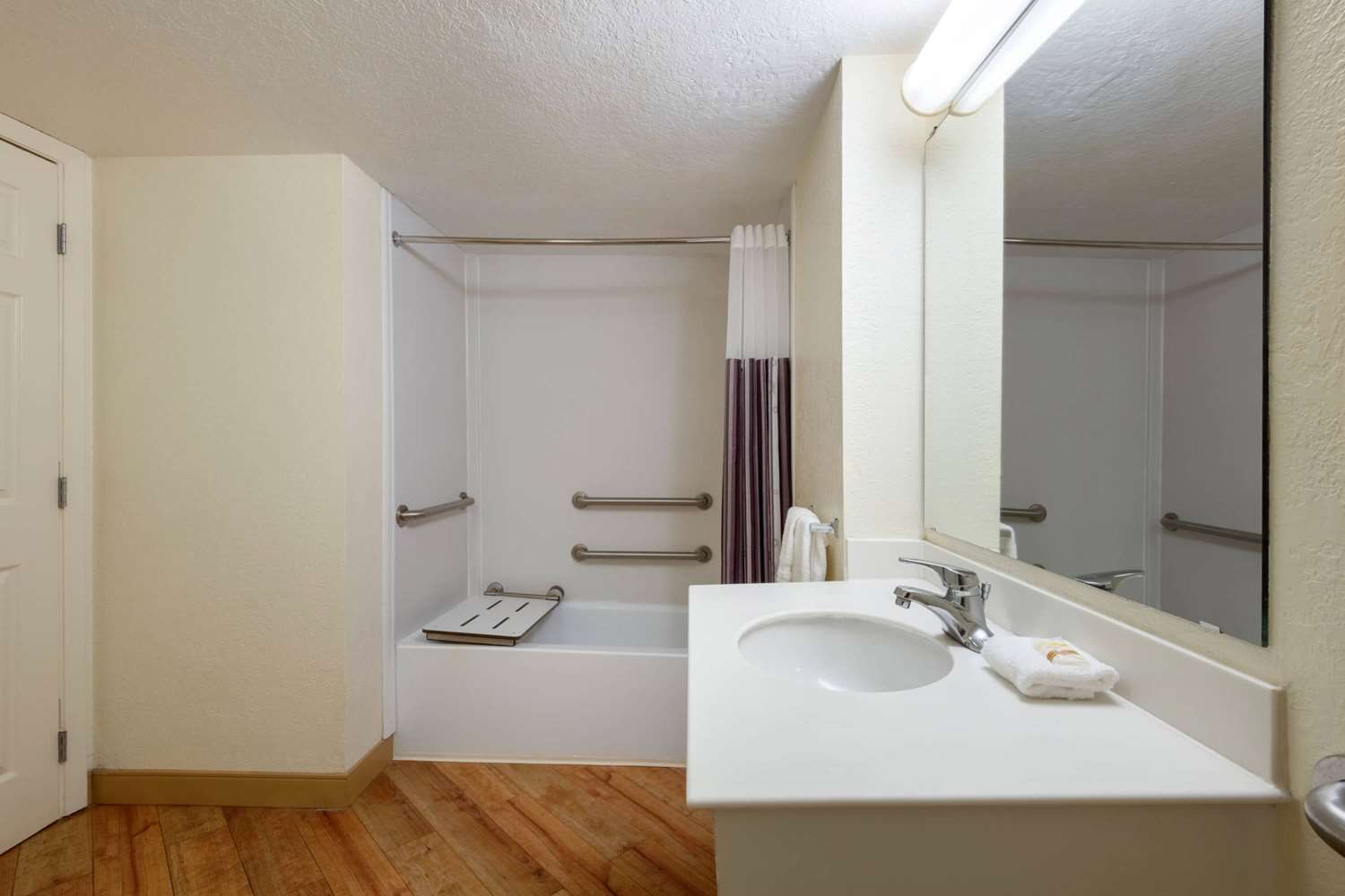 La Quinta Inn by Wyndham Deerfield Beach I-95 at Hillsboro E 33/34