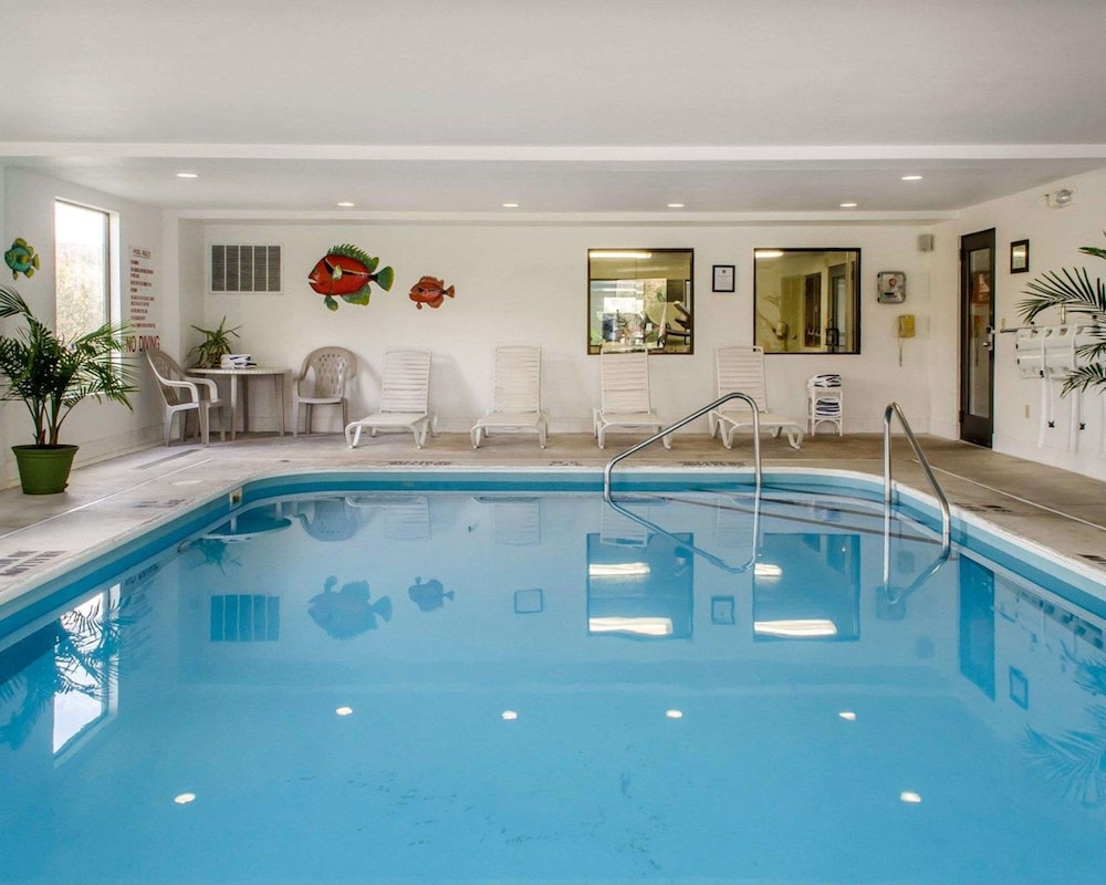 Comfort Inn Huntingdon, PA 3/34