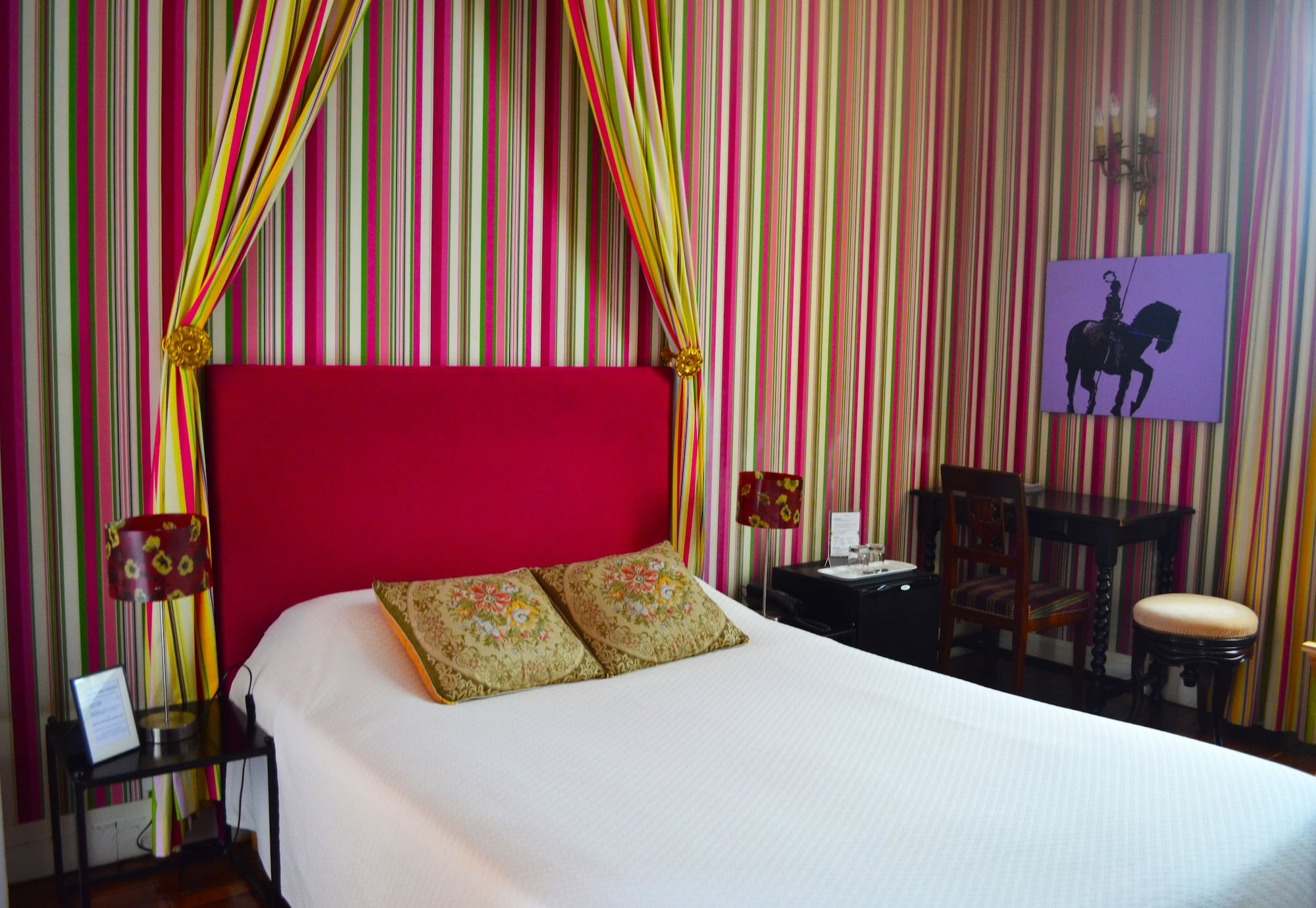 STANDARD, DOUBLE BED