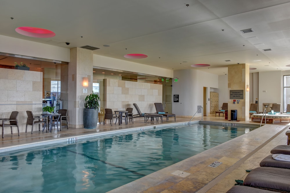 The Fox Tower At Foxwoods 24/51