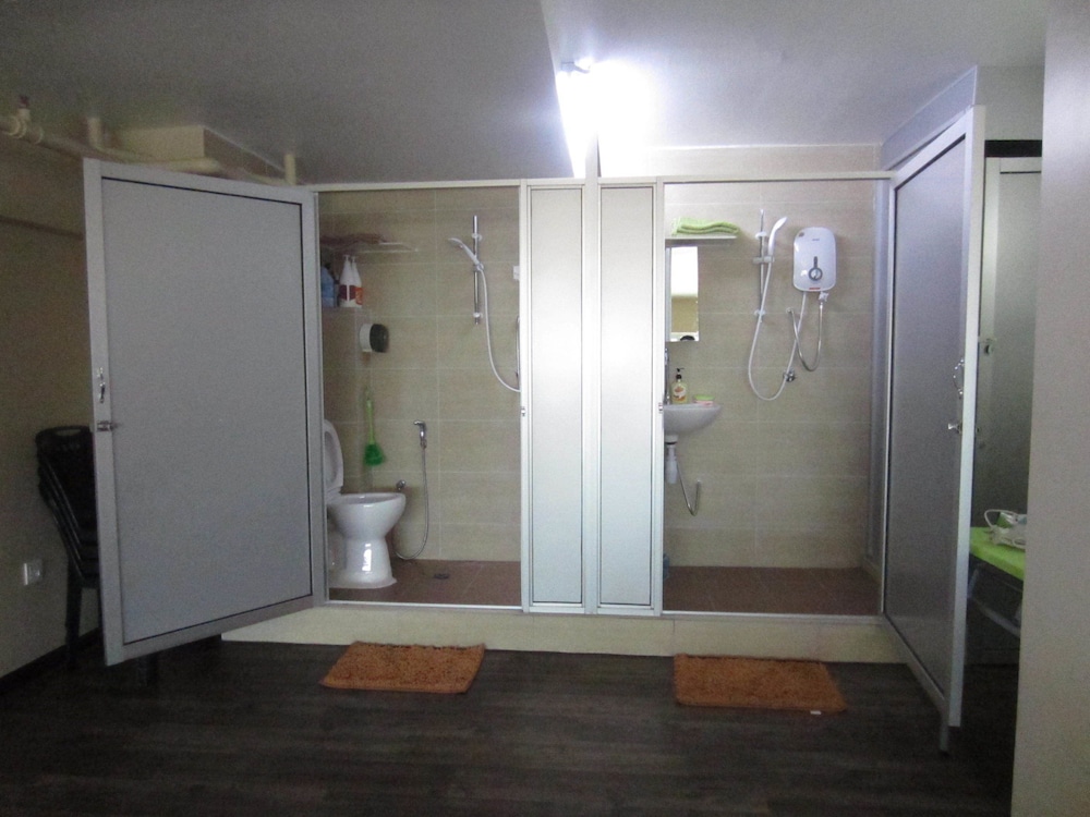 The Ceo Executive Office Suites 26/47