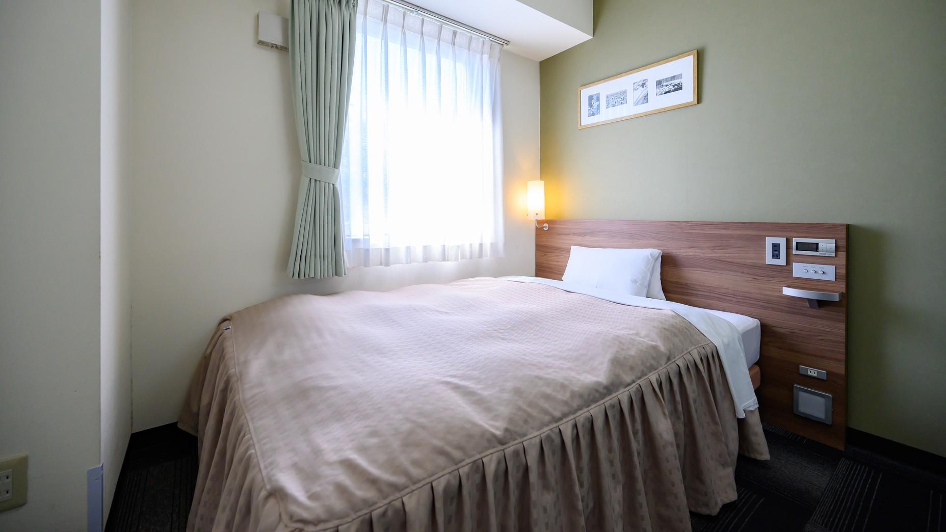 Budget, Double Bed, Smoking
