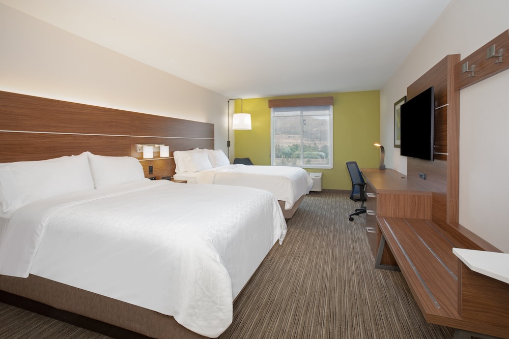 HOLIDAY INN EXPRESS YREKA - SHASTA AREA 19/52