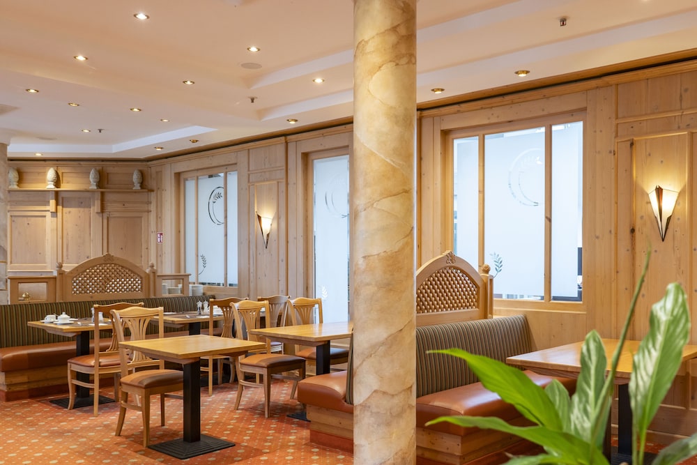 Atomis Hotel Munich Airport by Mercure 28/50