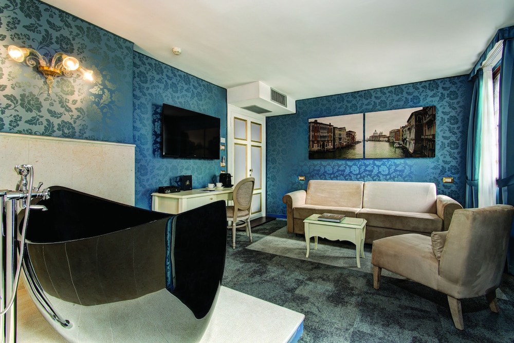 Gkk Exclusive Private Suites Venice Formerly Arco Antico 35/45