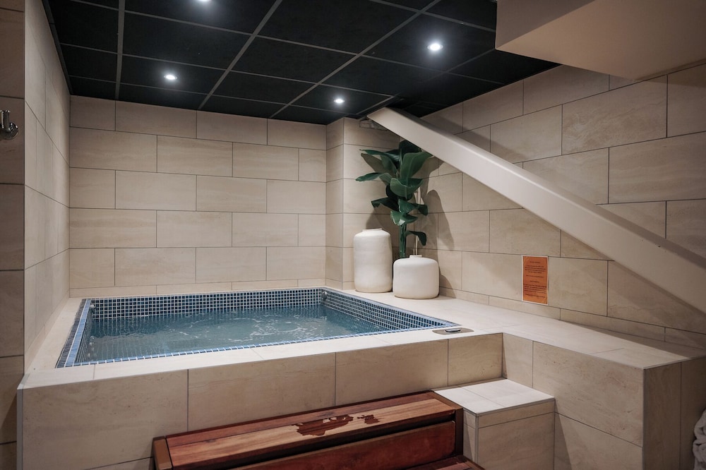 Keystone Hotel & Spa Lyon - Handwritten Collection 21/38