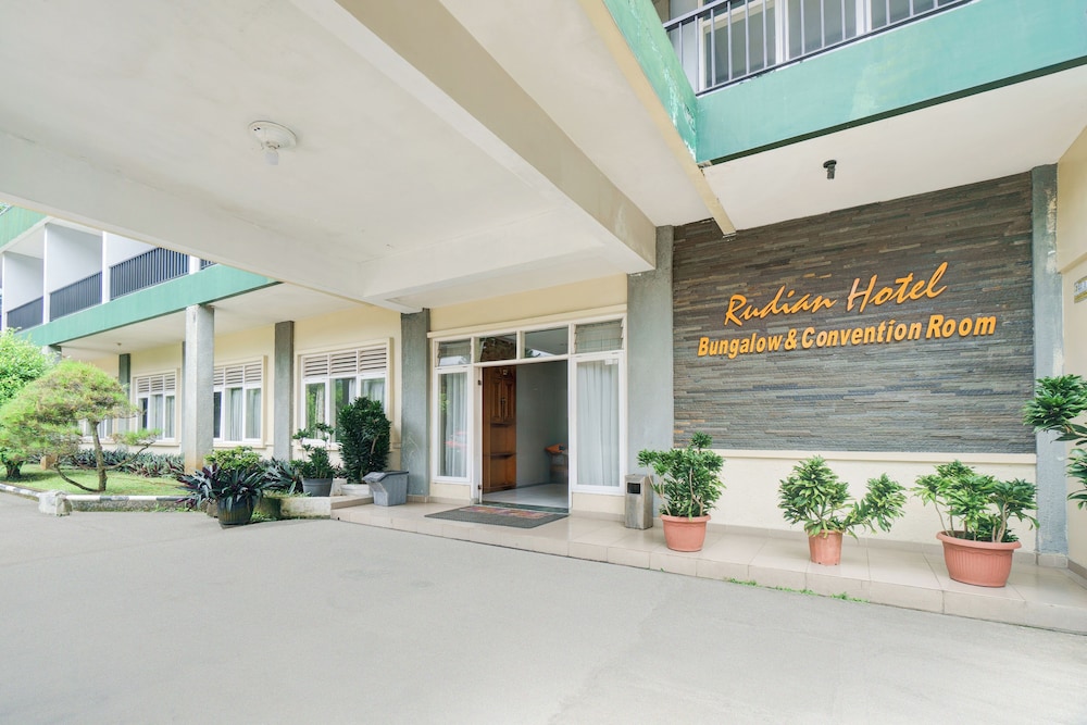 Hotel O Bogor near Taman Safari formerly Hotel Rudian 2 6/54