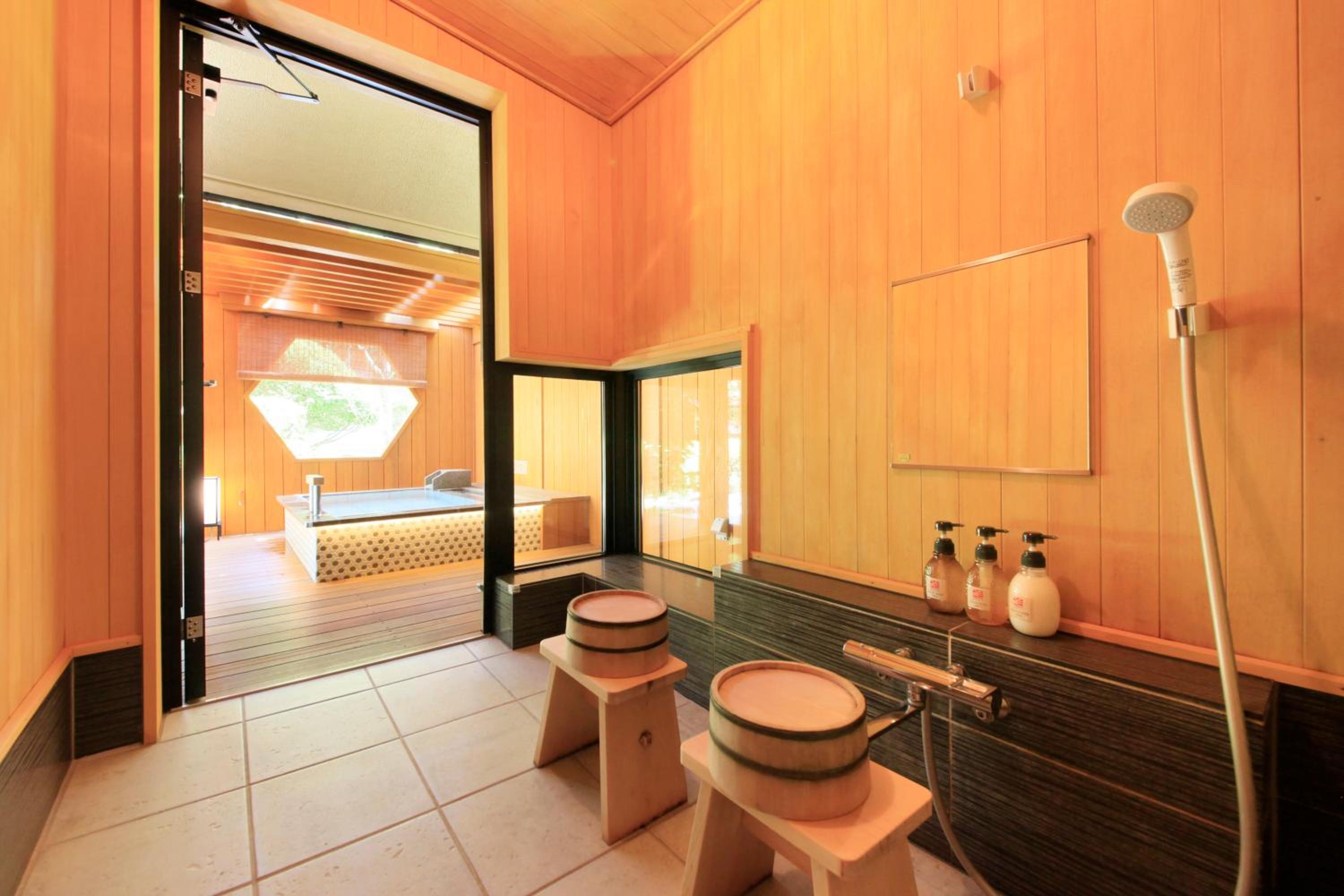 Japanese, Outdoor Bath