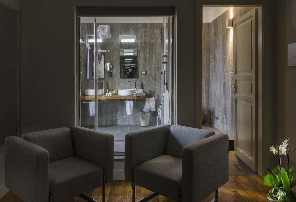 Palazzo Cini Luxury Rooms In Pisa 33/50