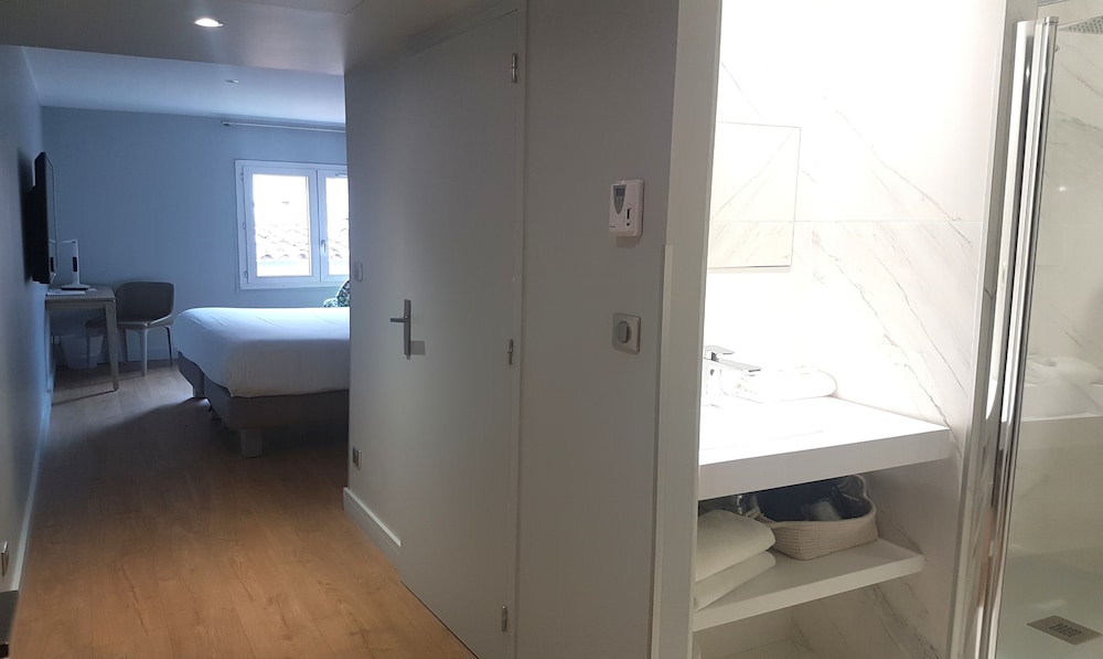 Grand Hôtel Dauphiné 24/75