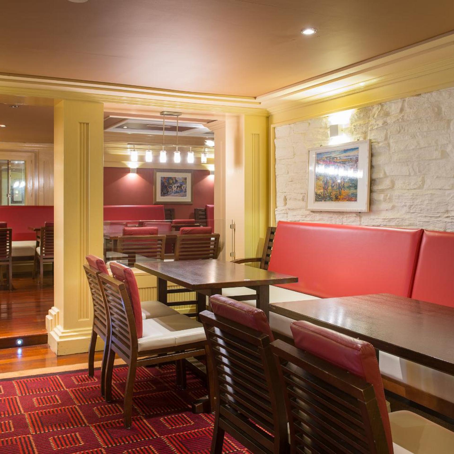 Ceann Sibeal Hotel 33/50