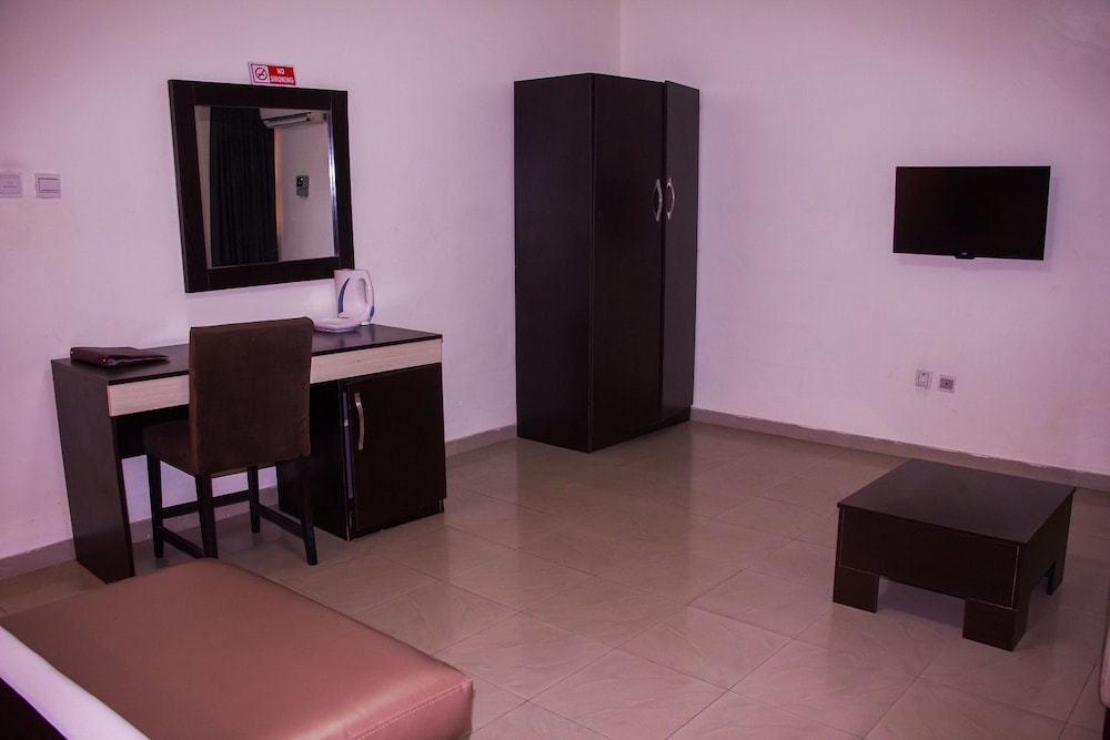 Eastgate Hotel Lekki 44/61