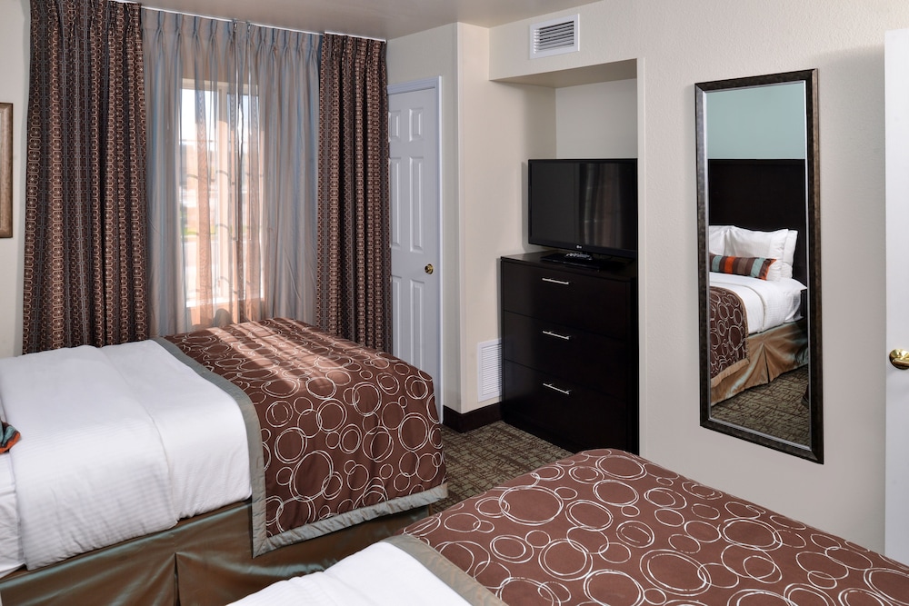 Staybridge Suites Sioux Falls At Empire Mall 16/54
