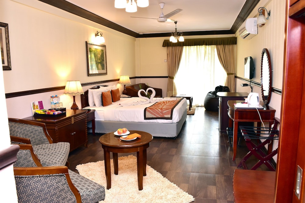 Chambers Mahabaleshwar A Club Mahindra Associate 20/58