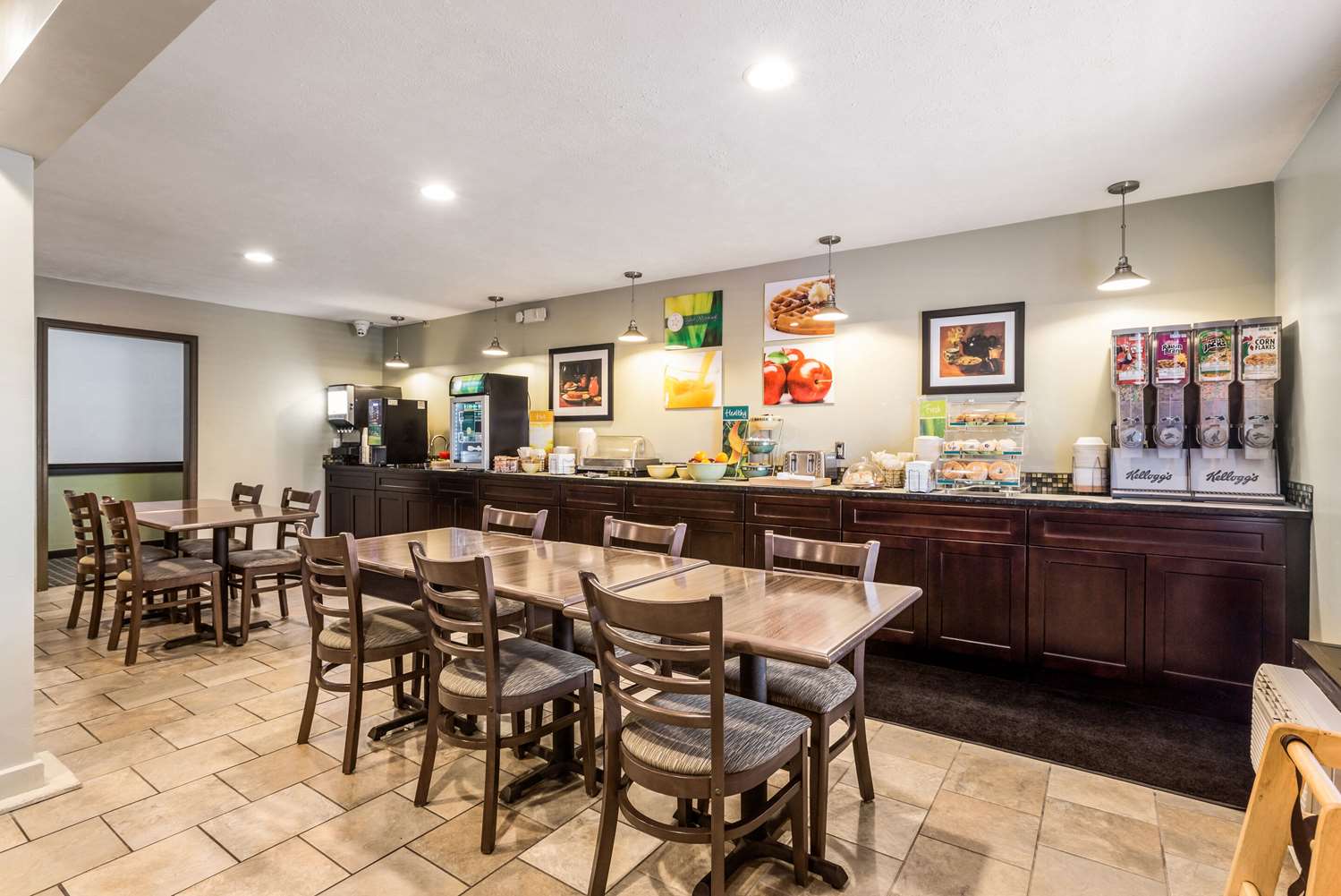 Quality Inn Traverse City 55/63