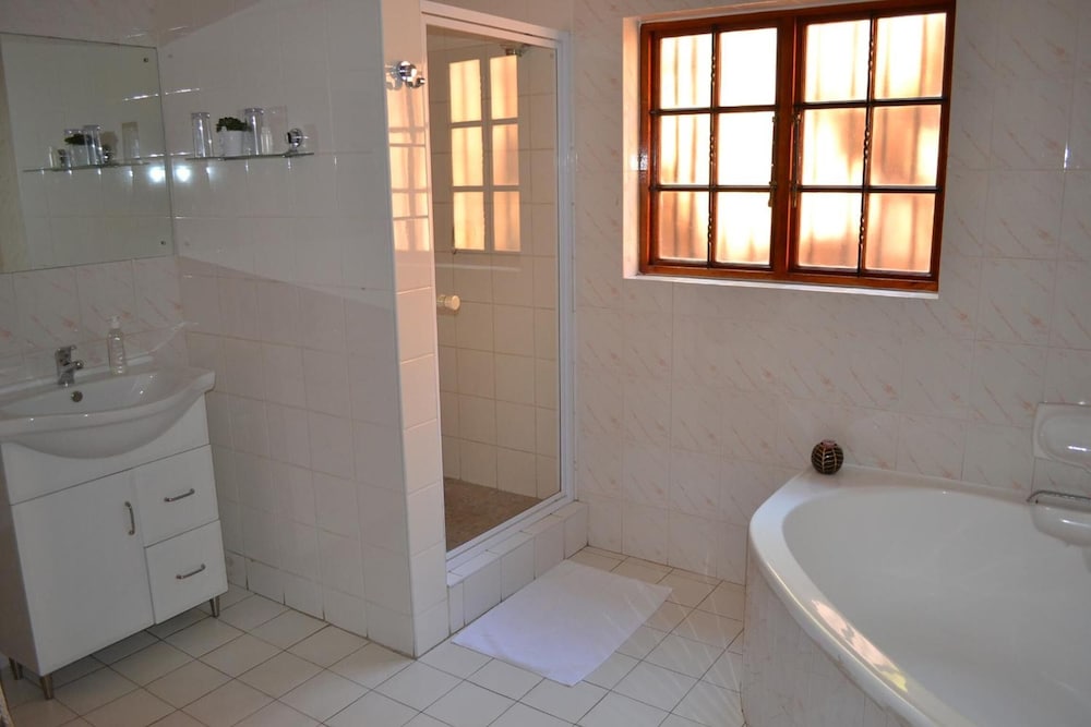 Edelweiss Corporate Guesthouse 45/45
