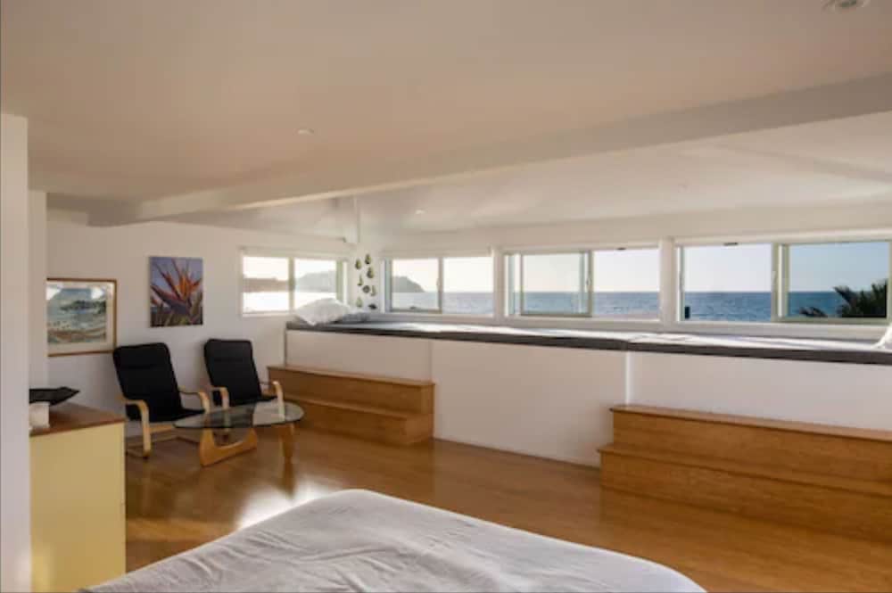 ONETANGI BEACH APARTMENTS 3/69