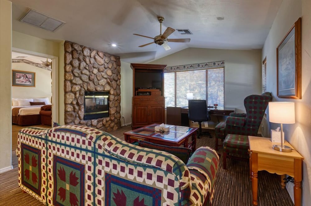 Majestic Mountain Inn 44/68