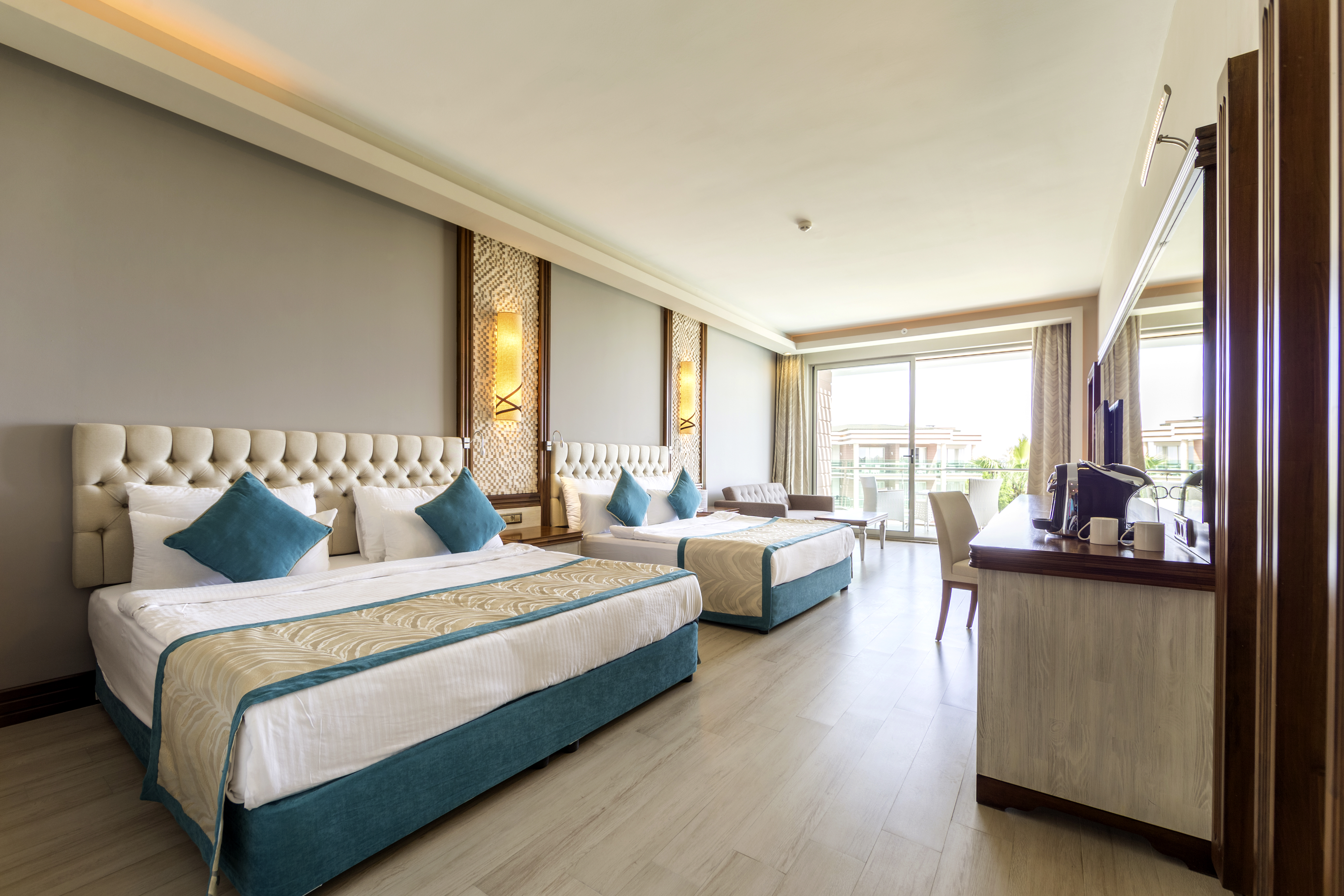 Lagoon, Standard, Double Bed