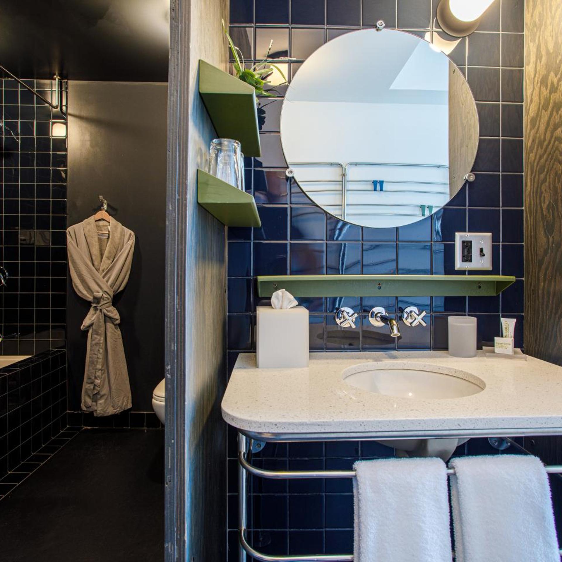 Medium، The Emily Hotel 6/7