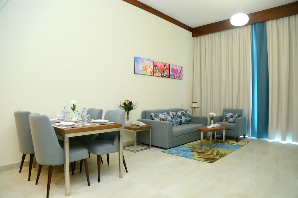 Tulip Al Barsha Hotel Apartment 71/85