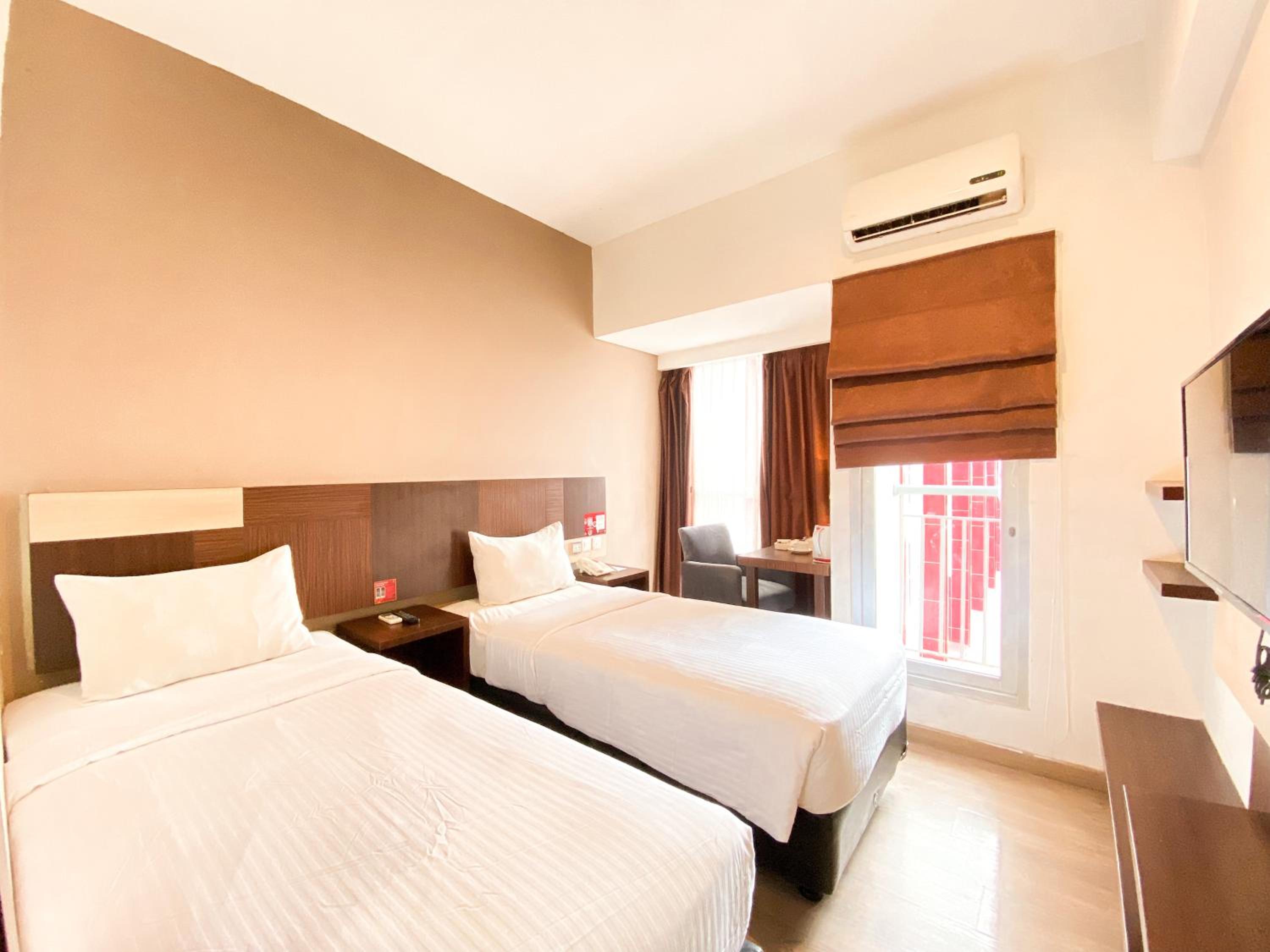 apartment gunawangsa merr by rava