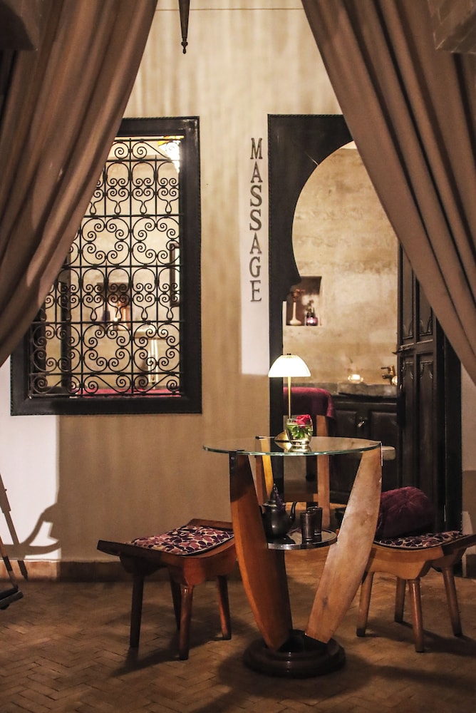 Riad Houdou 65/77