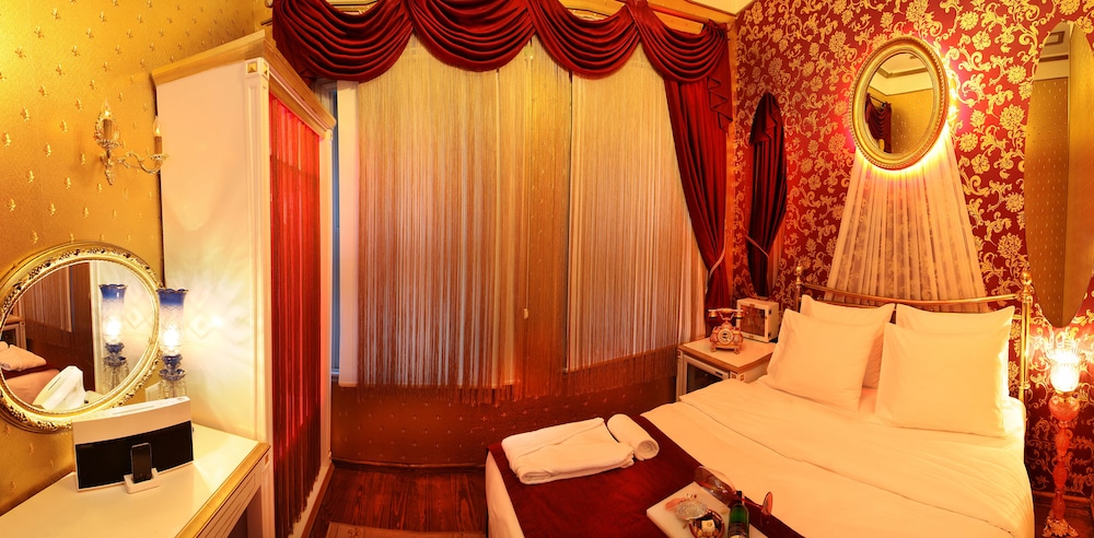 Sultan Tughra Hotel 30/50