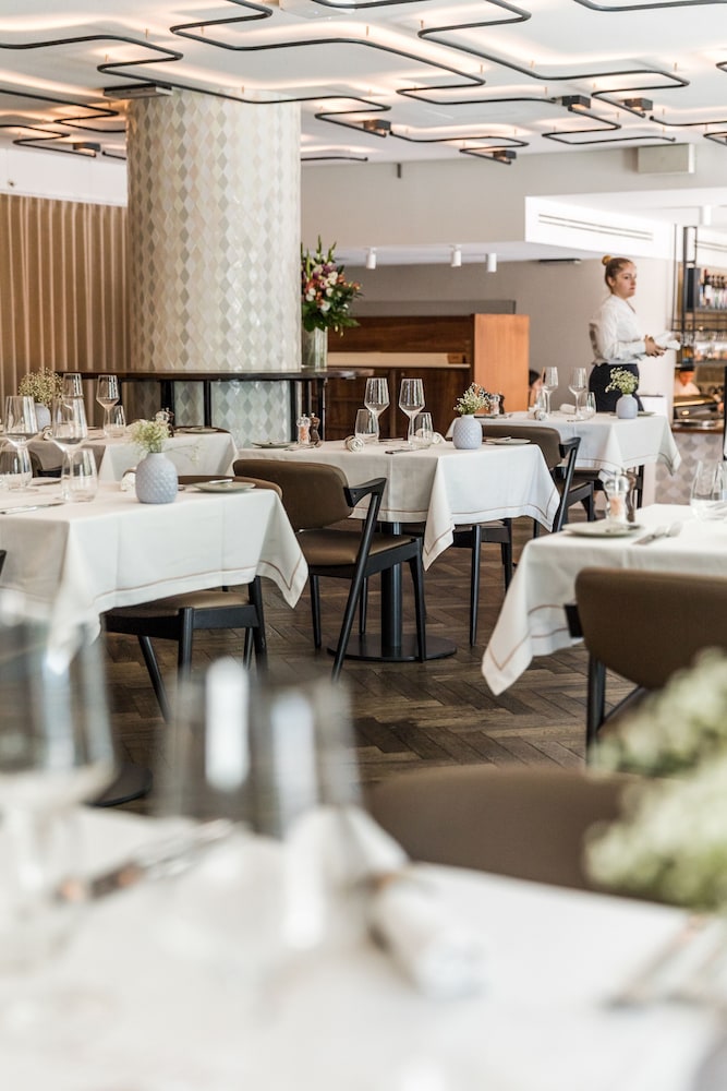 Corpo Santo Lisbon Historical Hotel 51/63