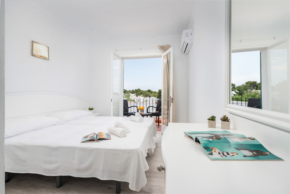 HOSTAL TALAMANCA 14/22